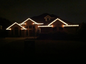 amazing-lawn-care-holiday-lights-5